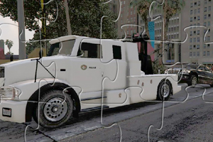 《警用卡车拼图》游戏画面1