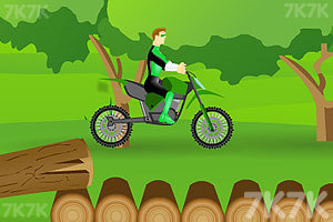 《绿灯侠骑自行车》游戏画面6