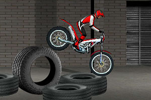 《摩托车障碍赛4》游戏画面1