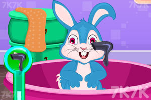 《小兔子爱洗澡》游戏画面2