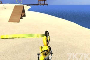 《沙滩特技摩托》游戏画面2